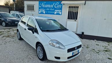 Fiat Grande Punto 1.3MJT 75 5p.Van Active 4pt