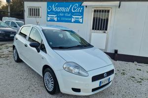 Fiat Grande Punto 1.3MJT 75 5p.Van Active 4pt