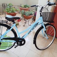 bicicletta da donna nuova in alluminio 