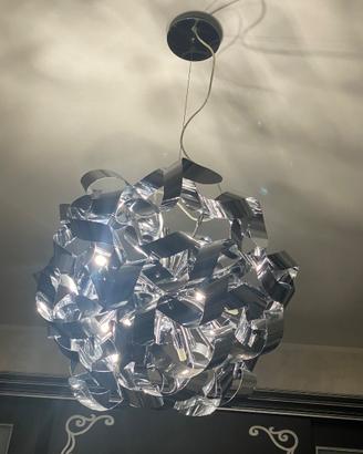 Lampadario in acciaio