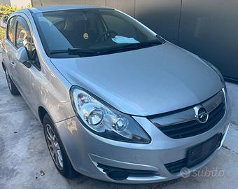 OPEL CORSA per ricambi usati