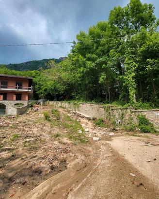 Cantalupa villa libera tre lati nuova