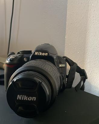 Fotocamera Nikon D3100 + Obiettivo Nikon