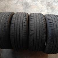 Gomme estive Bridgestone 215/50 R17 95H - 2023