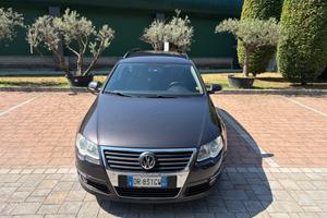Volkswagen Passat 2.0 TDI DPF Var. Highline