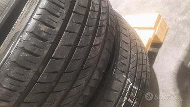 BMW 2 gomme estive 255/35 R18 + 2 gomme omaggio