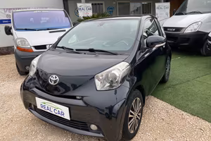 Toyota iQ 1.4 Diesel Full Optional