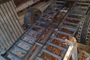 Rimorchio basculante porta escavatore