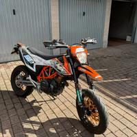 Ktm 690 smc-r