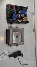 CENTRALINA MOTORE PEUGEOT 208 Serie 1640420680 EB2