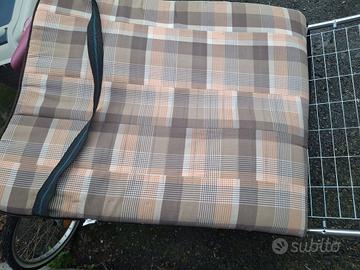 Branda pieghevole per cani