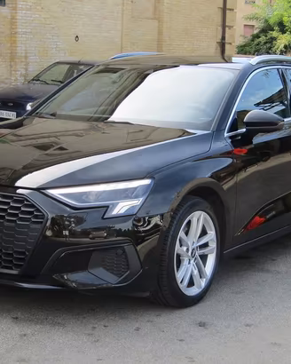 AUDI A3 SPB 30 g-tron S tronic Business