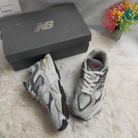 New Balance 9060 Rain Cloud Grey EU 39.5