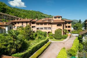 BILOCALE CON TERRAZZO E GIARDINO A STRESA