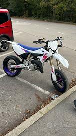 Yamaha yz 125 anniversario