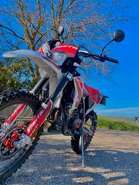 Fantic XEF 125 Performance