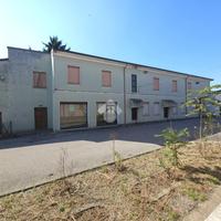 COMPLESSO A SAN MARTINO DALL'ARGINE