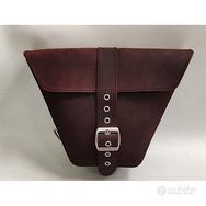 Borsa laterale in pelle per caf race e moto custo