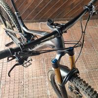 mtb Lapierre zesty 9.9 in carbonio. 