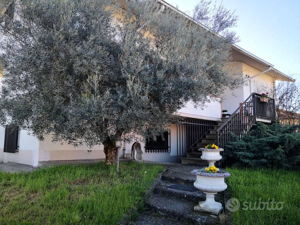 Casa – Casteggio, La Chiusa - Vista 2
