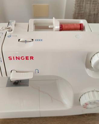macchina da cucire Singer modello 8280