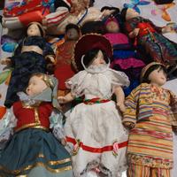 10 bambole di porcellana 