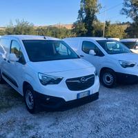 OPEL COMBO AUTOCARRO 3 POSTI