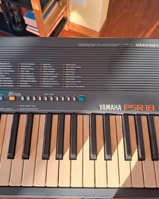 tastiera Yamaha PSR-18