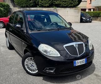 Lancia Ypsilon 2010