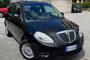 Lancia Ypsilon 2010
