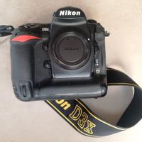 Nikon D3X + Obbiettivo +Flash