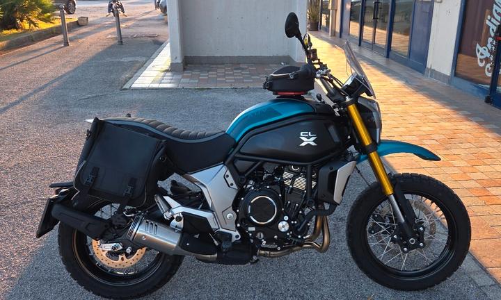 Cf Moto 700CL-X ADVENTURE