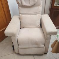 Poltrona reclinabile 