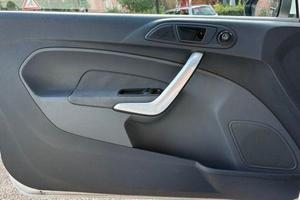 Ford Fiesta Fiesta VI 2008 3p 1.4 16v Titanium Gpl