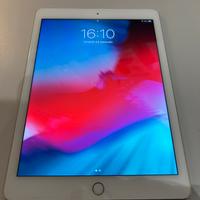 iPad 5ª generazione 32GB Gold + cover