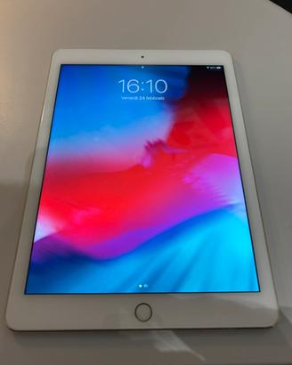 iPad 5ª generazione 32GB Gold + cover