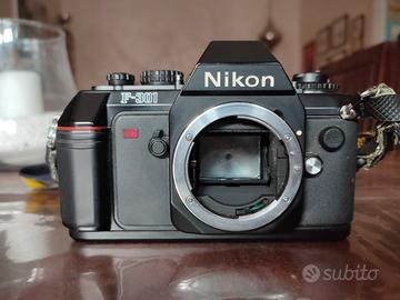 corpo macchina Nikon F301