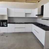 Cucina laccata opaca, componibile - fine serie!!