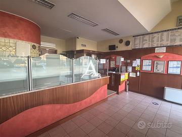 TecnoAzienda - Immobile Commerciale Pizzeria