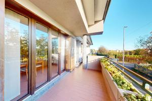 TRILOCALE CON TERRAZZO, BOX E CANTINA LIBERO SUBIT