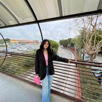 Cameriera, banconista etc