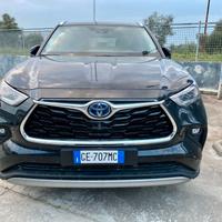 Toyota Highlander 2.5H AWD-i E-CVT Executive