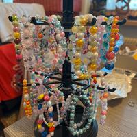 Braccialetti e portachiavi fai da te