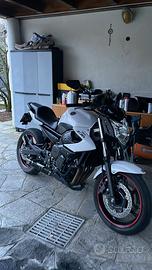 Yamaha Xj6 A2 Libretto