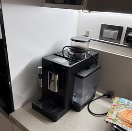 MACCHINA CAFFE' DE LONGHI -MACINA CAFFE'