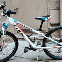 MTB CUBE 24"