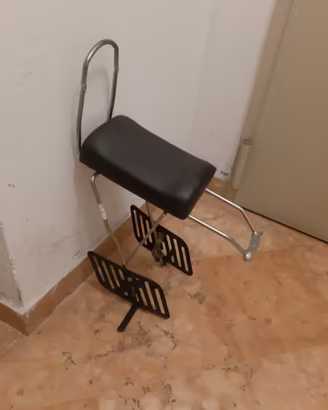 Seggiolino aggiuntivo per bambini da bici.
