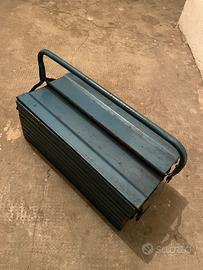 Cassetta porta attrezzi in metallo