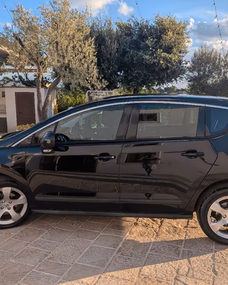 Peugeot 3008 (Anno 2013) - Motore 1.6  HDi 115 CV 