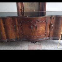 Credenza chippendale